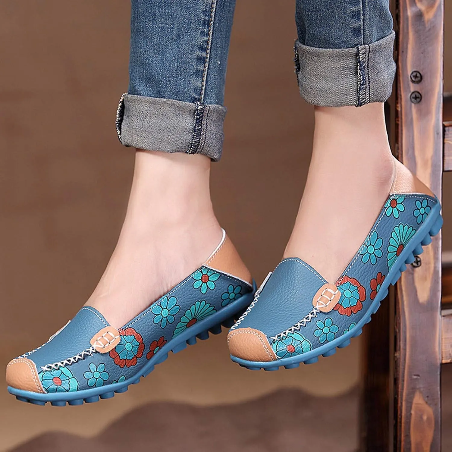 AMDBEL Leather Loafers for Women 2024, Womens Leather Loafers Classic Penny Loafers for Women Fashion Driving Moccasins Women