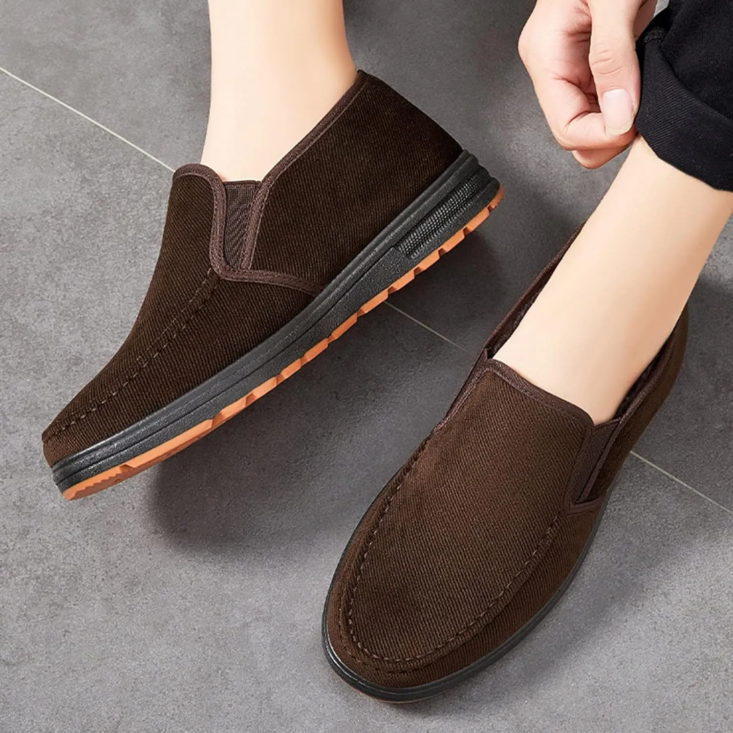 Fashion and Winter Men Casual Shoes Flat Non Slip Canvas Upper Round Toe Solid Color Slip Casual Shoes for Men No Laces