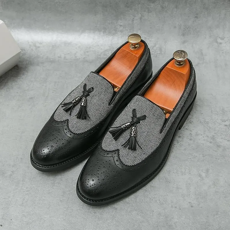 Fashion Men's Leather Shoes Business Dress Oxford Shoes for Men Two Tone Leather Shoes for Men with Tassel Slip On Men's Loafers
