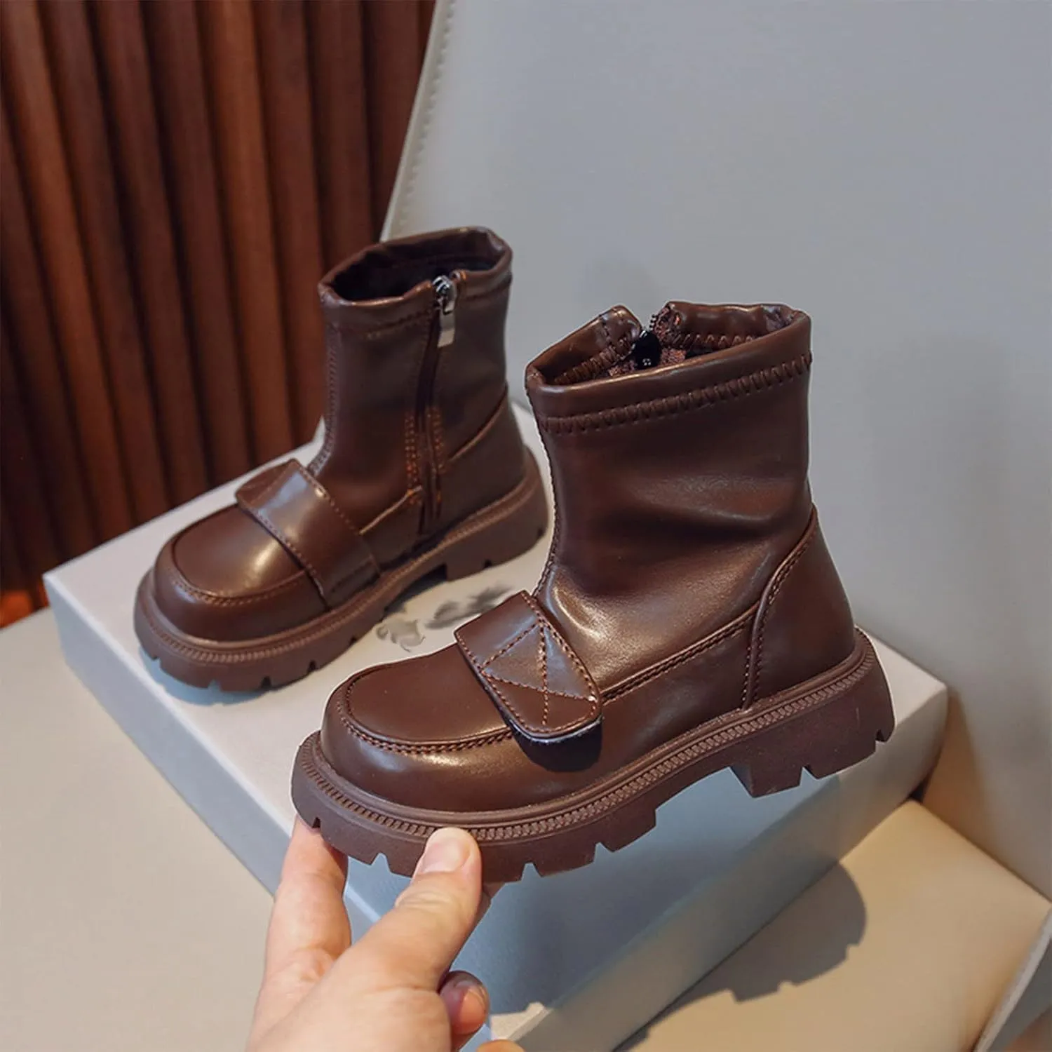 Fashionable Winter Children Boots Boys and Girls Ankle Boots Thick Sole Non Slip Plush Warm Baby Girl Boots with Sole
