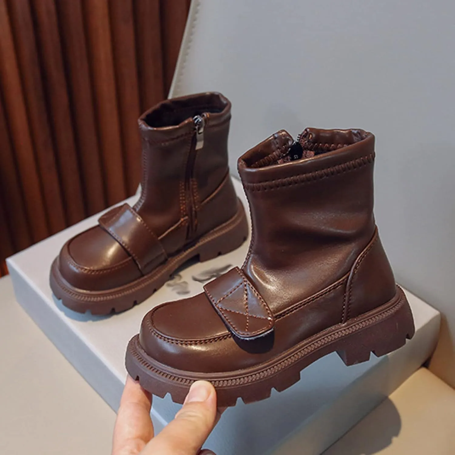 Fashionable Winter Children Boots Boys and Girls Ankle Boots Thick Sole Non Slip Plush Warm Baby Girl Boots with Sole