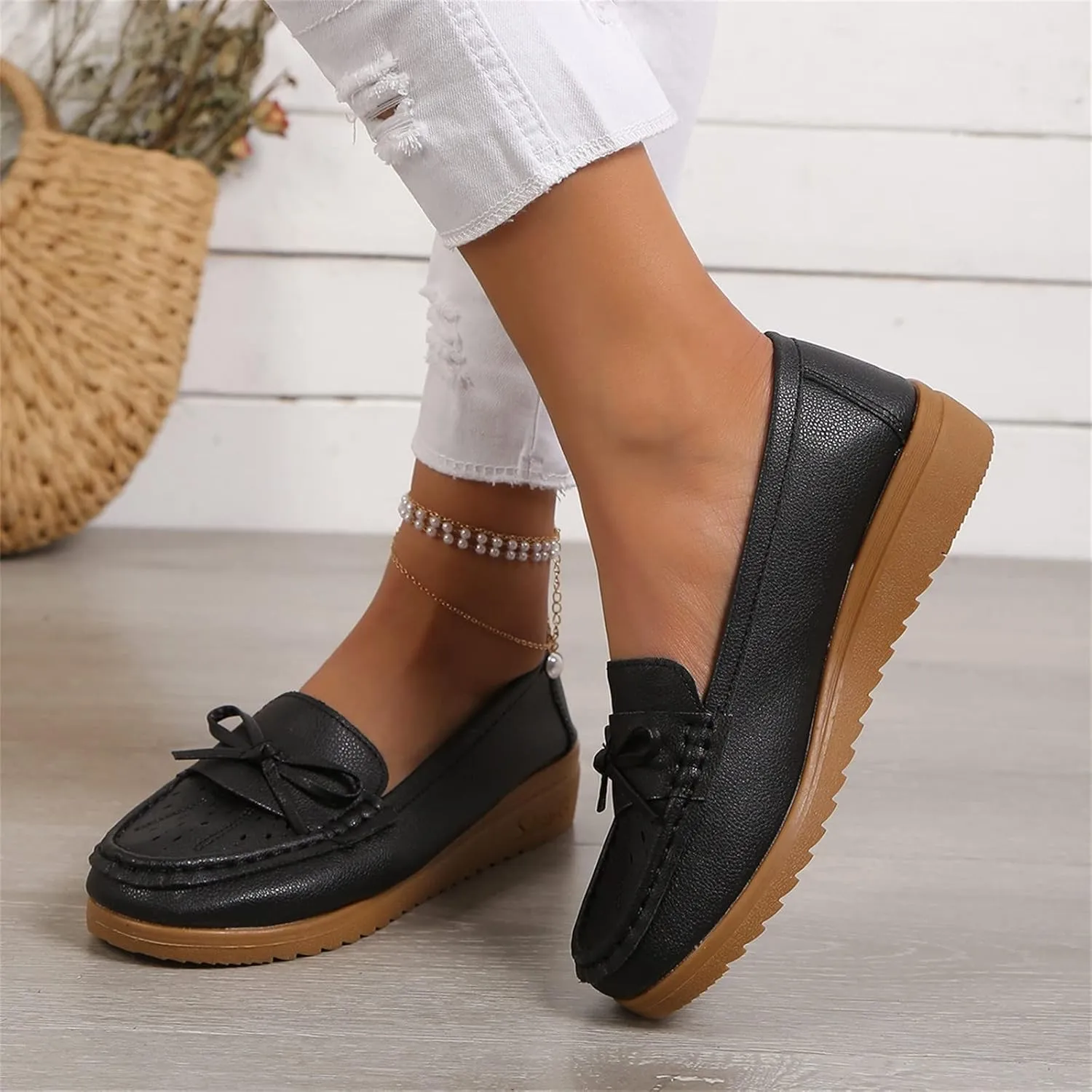 Ladies Fashion Solid Color Breathable Hollow Leather Bow Women Wedges Boots Platform Shoes Slip on Boots Fashion Casual