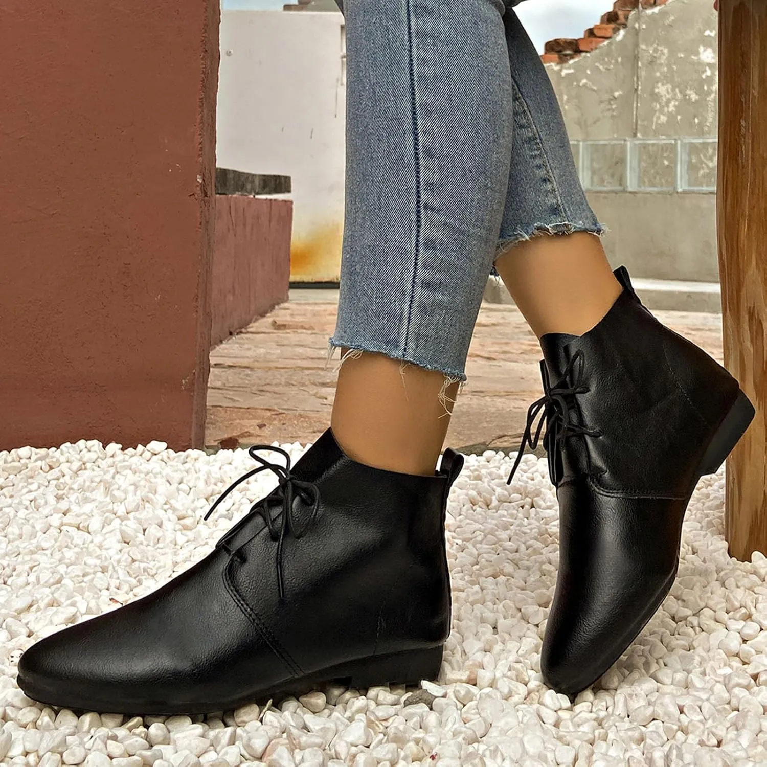 Ladies Retro Solid Pointed Toe Flat Lace Up Ankle Boots Western Short Boots Leather Boots for Men