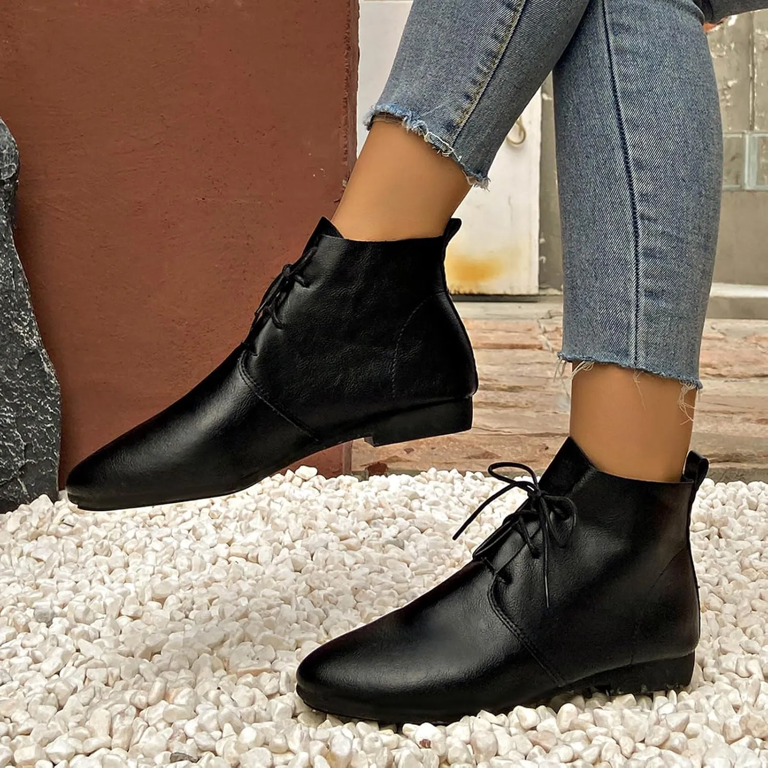 Ladies Retro Solid Pointed Toe Flat Lace Up Ankle Boots Western Short Boots Leather Boots for Men