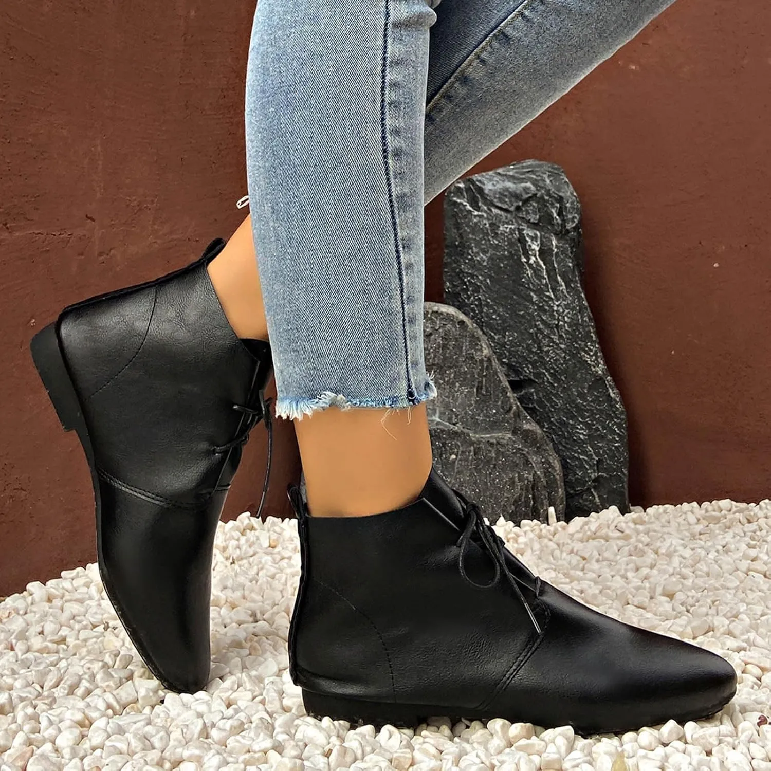 Ladies Retro Solid Pointed Toe Flat Lace Up Ankle Boots Western Short Boots Leather Boots for Men