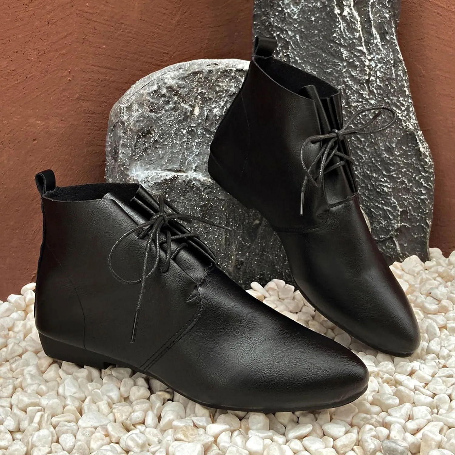 Ladies Retro Solid Pointed Toe Flat Lace Up Ankle Boots Western Short Boots Leather Boots for Men