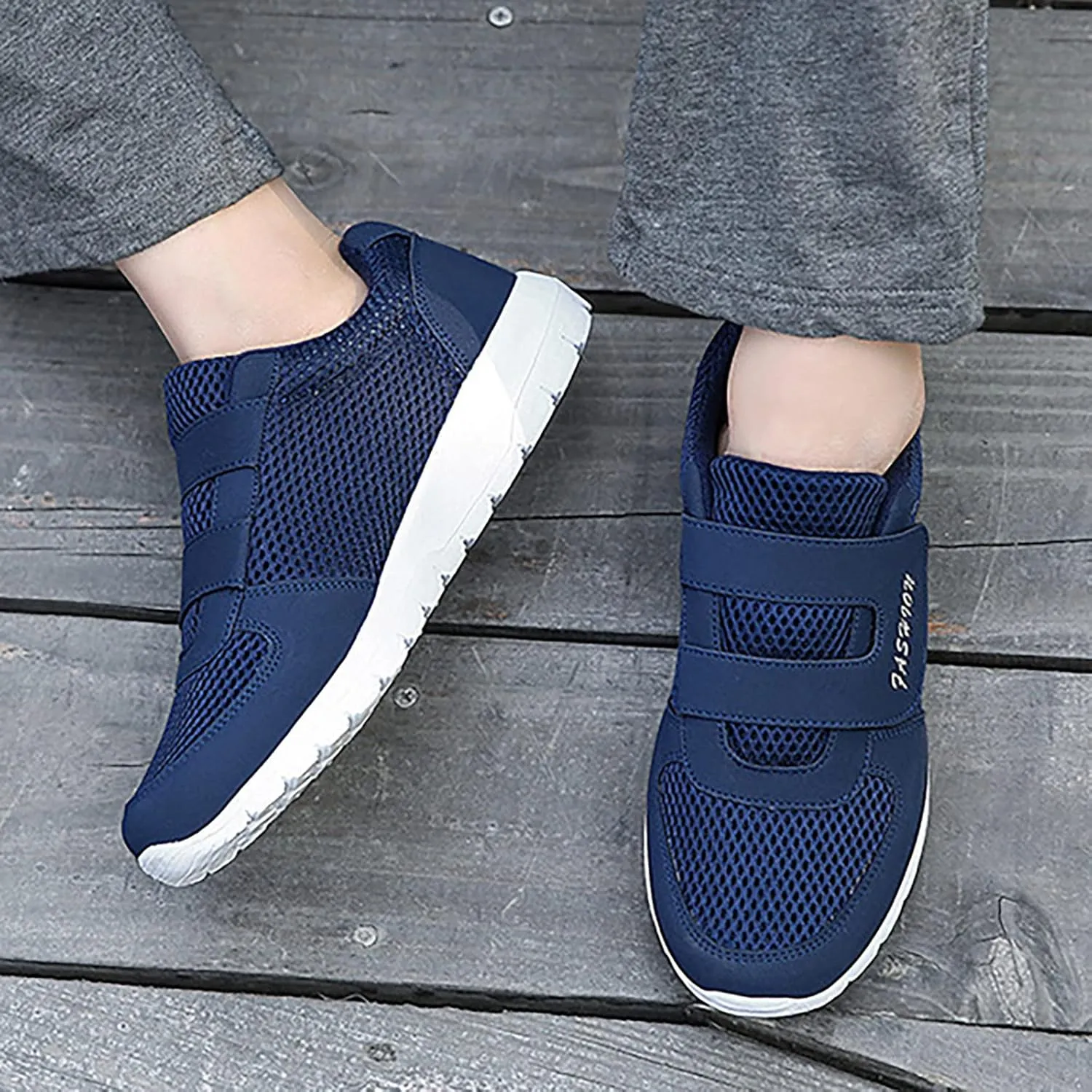 Men's 2025 New Hook Loop Solid Color Fly Woven Mesh Breathable Running Shoes Mens Motion Running Sneaker
