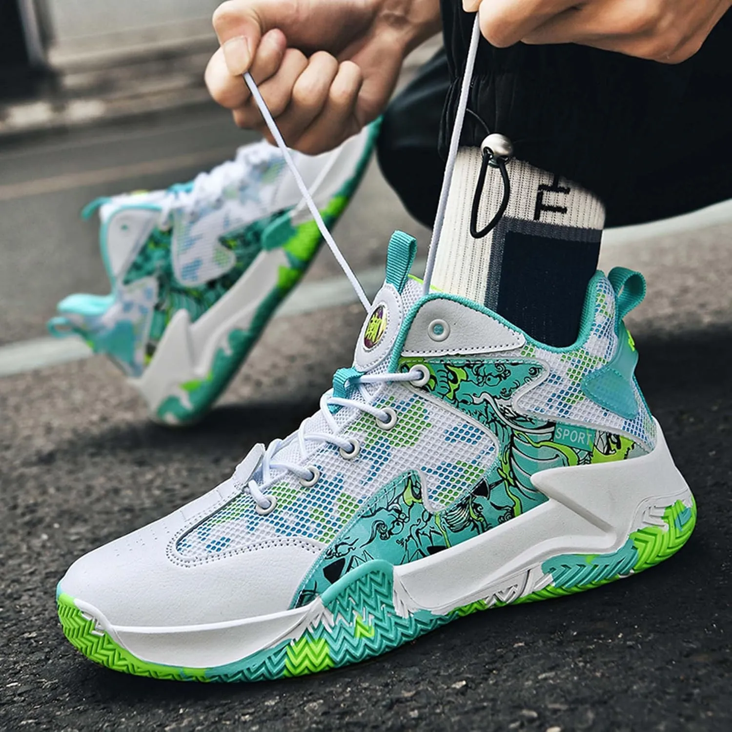 Men's Anti Slip Basketball Shoes Fashionable Personality Running Sneakers Indoor Outdoor Breathable Cushioning Trainers