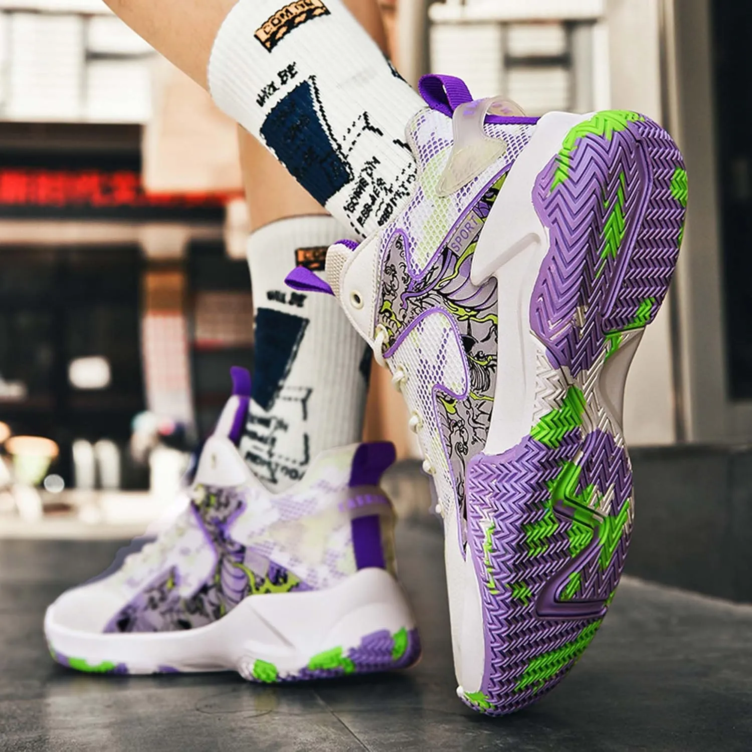 Men's Anti Slip Basketball Shoes Fashionable Personality Running Sneakers Indoor Outdoor Breathable Cushioning Trainers