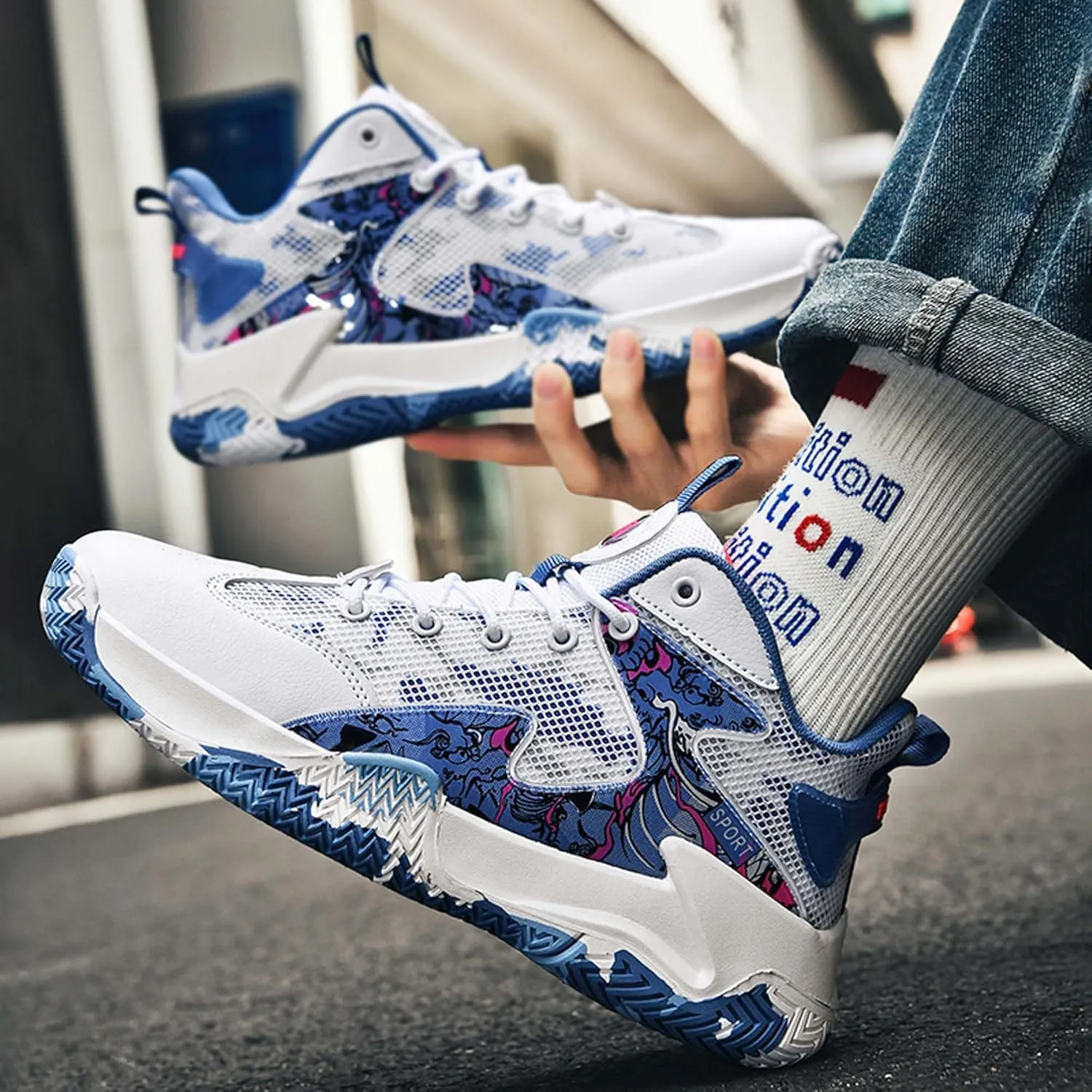 Men's Anti Slip Basketball Shoes Fashionable Personality Running Sneakers Indoor Outdoor Breathable Cushioning Trainers