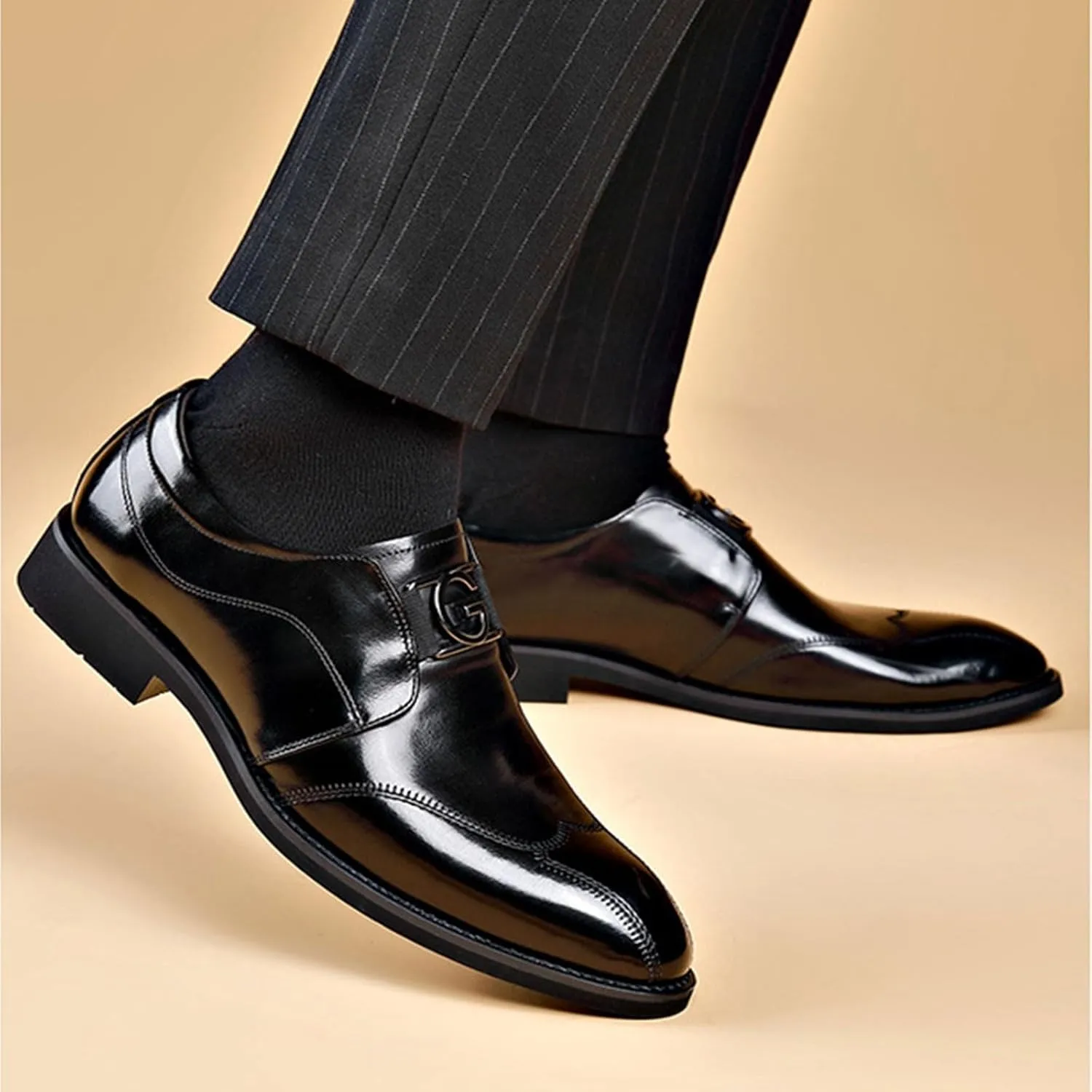Mens Dress Shoes Black Oxfords British Style Business Shoe Lace Up Leather Shoes Pointed Toe Formal Leather Shoes Wedding Shoes