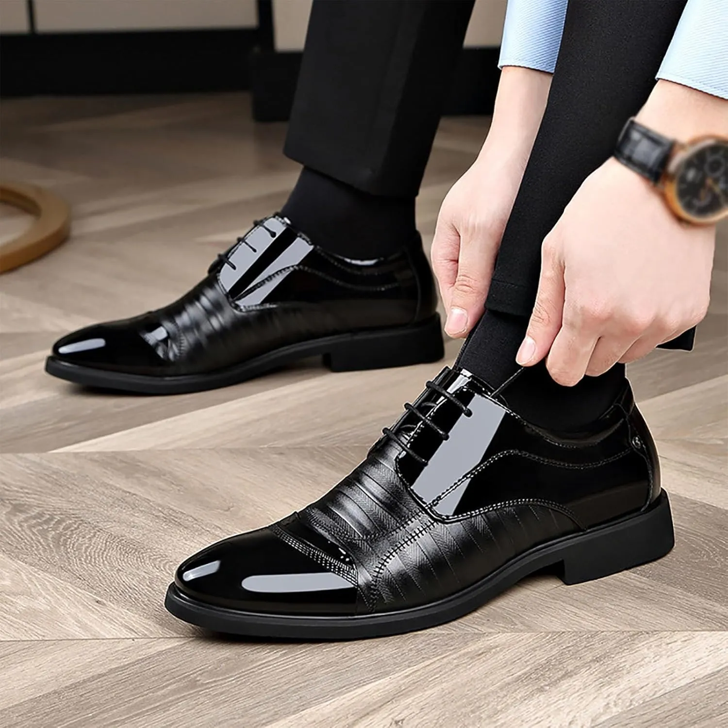Men's Oxfords Dress Shoes Classic Business Leather Shoes， New Lace-up Breathable Patent Leather Shoes Man Office Wedding Flats