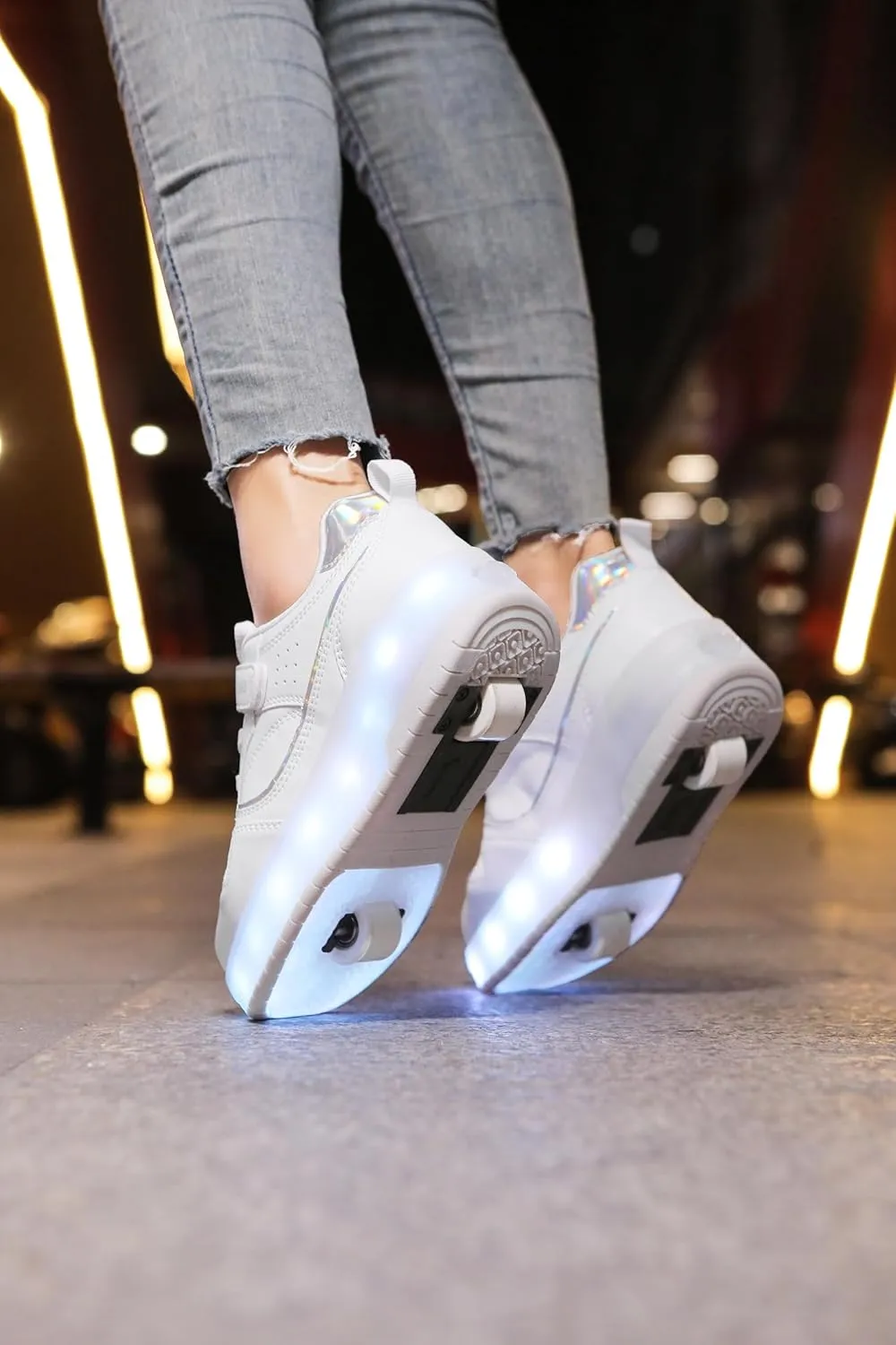 Roller Skate Shoes for Boys Girl Sneakers with Retractable Wheels-Stylish Trainers for Kids, Enhanced Safety LED Light-Up USB Rechargeable Skateboarding Perfect for Party, Birthday, Christmas