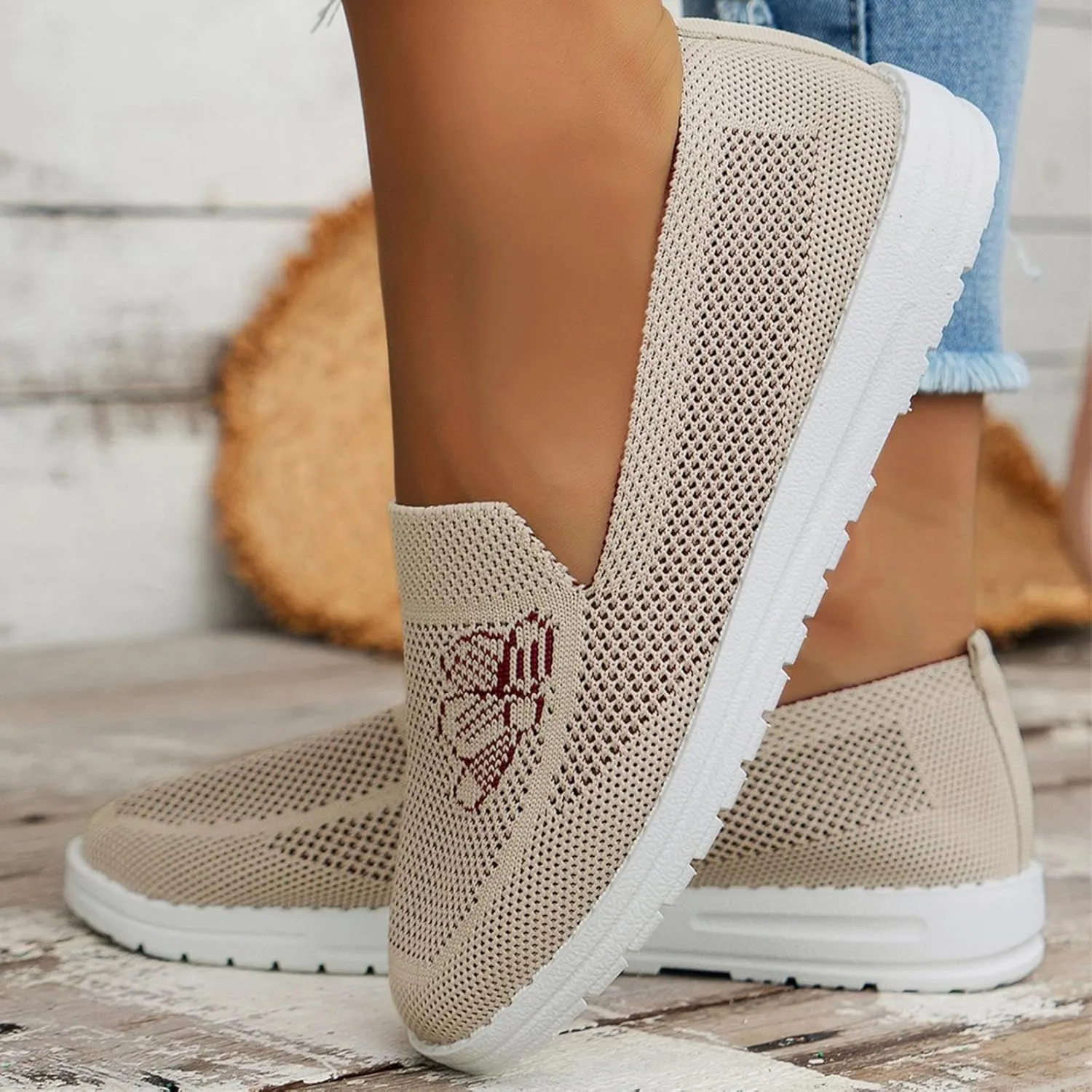 SBGMoSJ Walking Sneakers for Women 2023 Walking Shoes Women Wide Casual Shoes for Women Low Heels Comfortable Black Tennis Shoes for Women Comfortable Comfy Winter Dress Shoes for Women