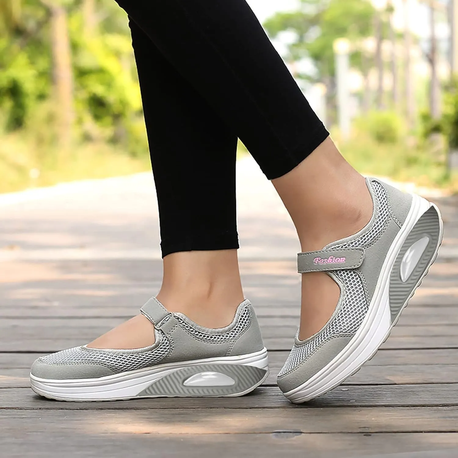 Slip On Shoes Women Mesh Breathable Dressy Casual Shoes Black Platform Sneaker Women's Walking Sneakers Wide Arch Support Slip On Tennis Shoe Casual Loafers