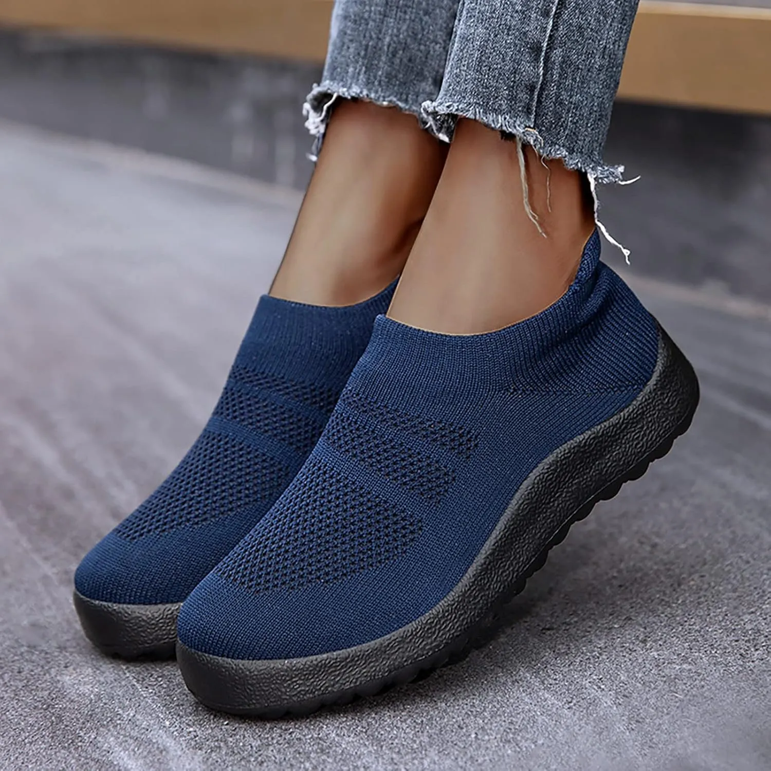 Sneakers for Women Walking Shoes Non Slip Lightweight Tennis Shoes Womens Comfortable Casual Shoes Trendy Dress Sneakers White Tennis Shoe Loafers Casual Slip On