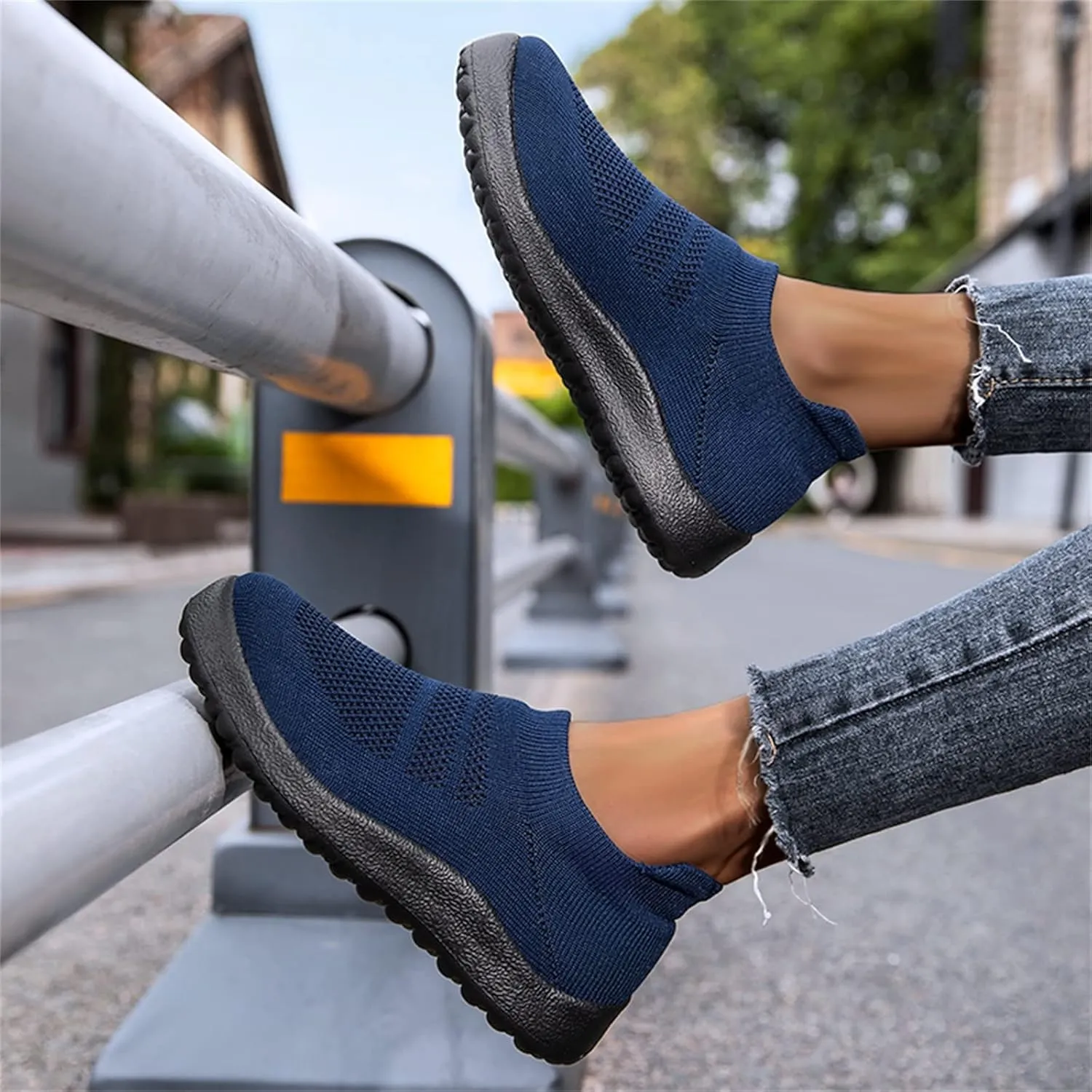 Sneakers for Women Walking Shoes Non Slip Lightweight Tennis Shoes Womens Comfortable Casual Shoes Trendy Dress Sneakers White Tennis Shoe Loafers Casual Slip On