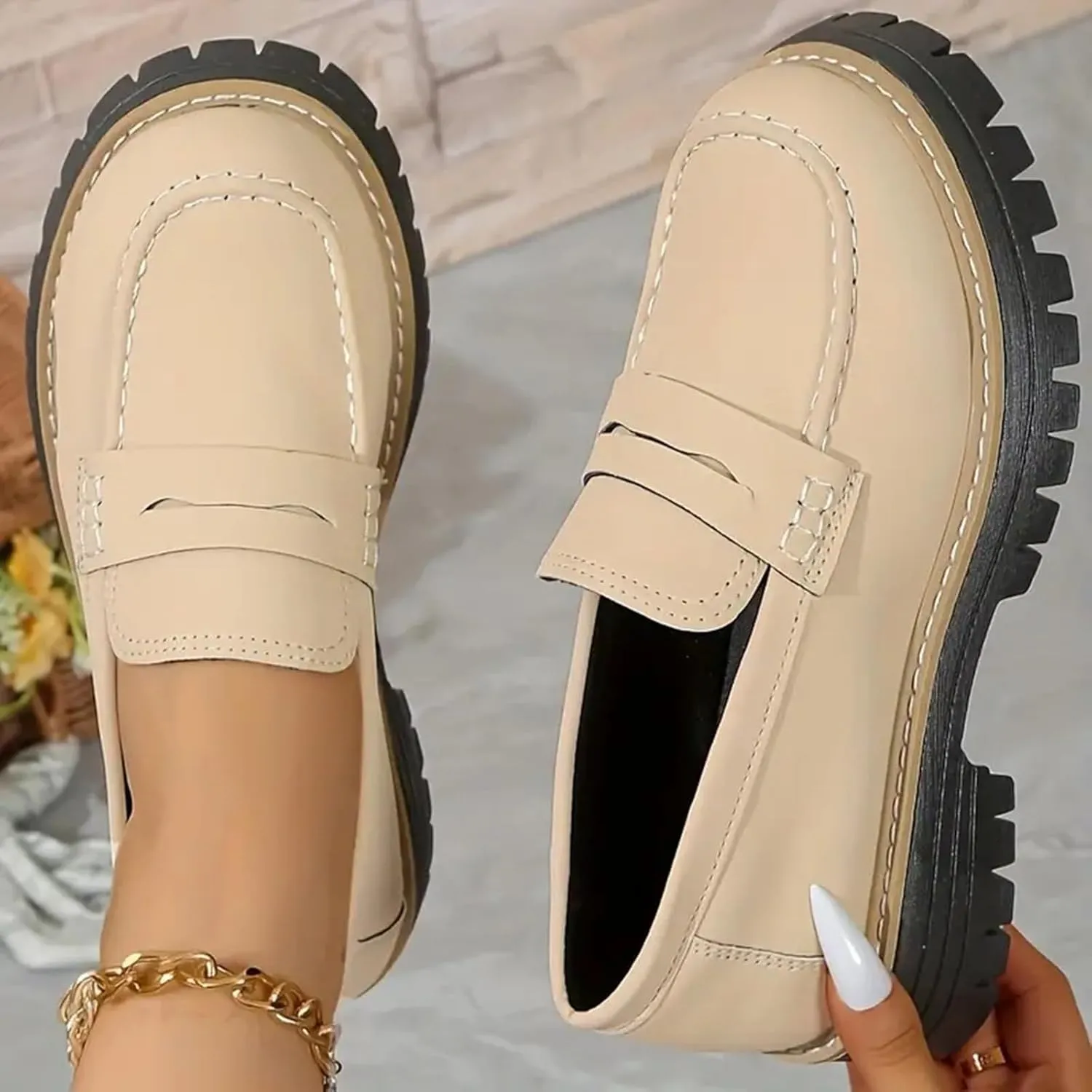 Thick Sole Comfortable Suitable for Work Business and Casual Dress Shoes Men Casual Shoes Retro Shoes Loafers
