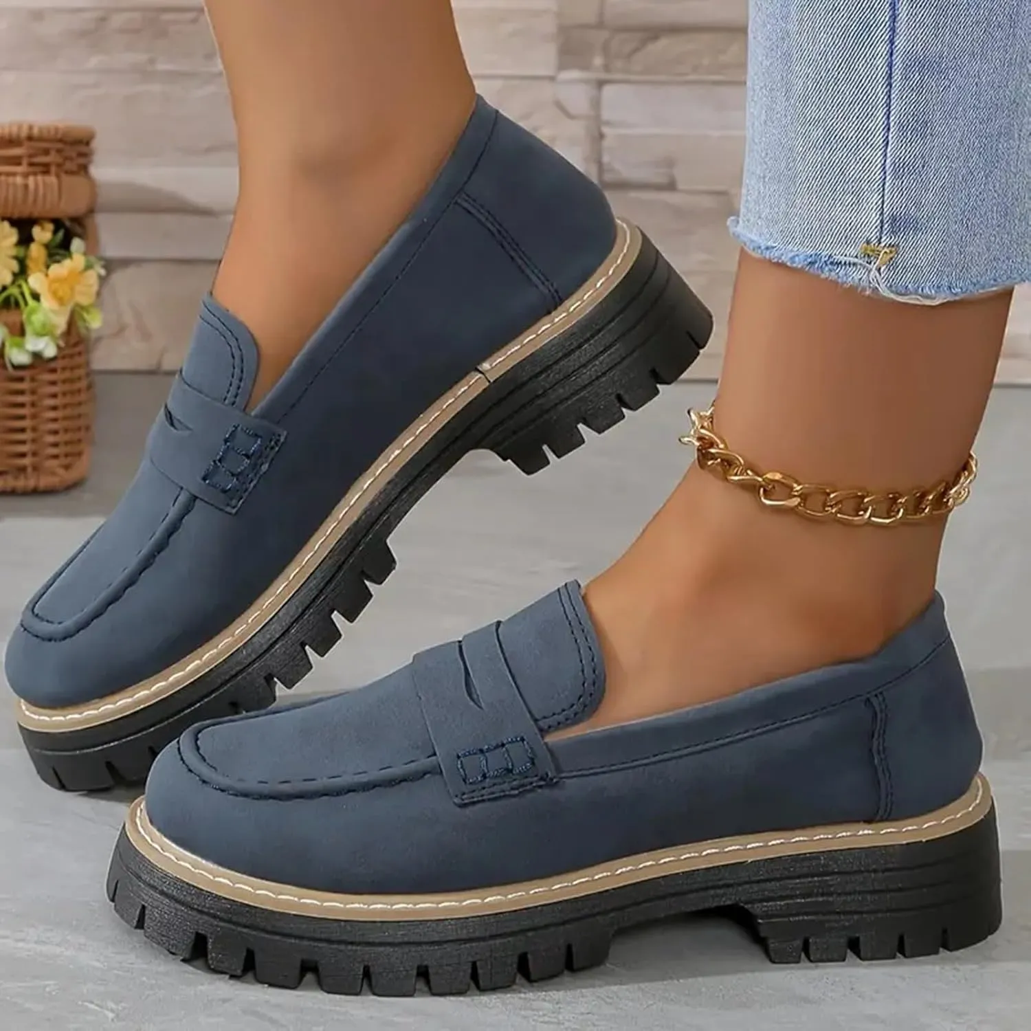 Thick Sole Comfortable Suitable for Work Business and Casual Dress Shoes Men Casual Shoes Retro Shoes Loafers