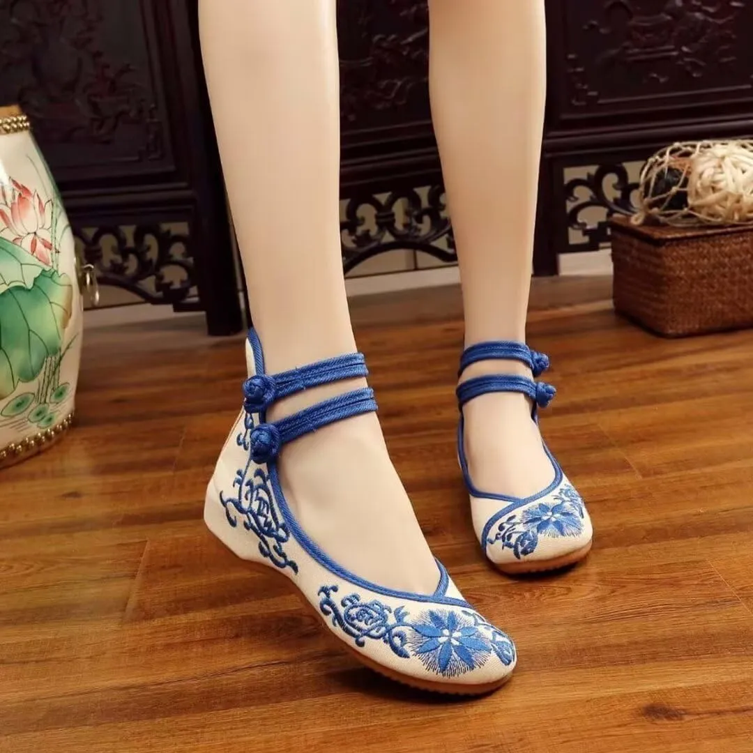 Women's Floral Flats Vintage Embroidered Shoes Mary Jane Shoes Casual Ballet Flats