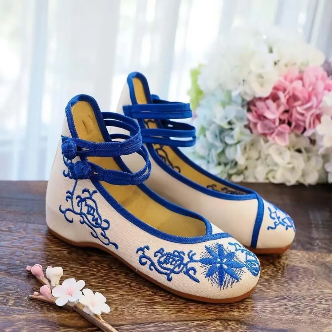 Women's Floral Flats Vintage Embroidered Shoes Mary Jane Shoes Casual Ballet Flats