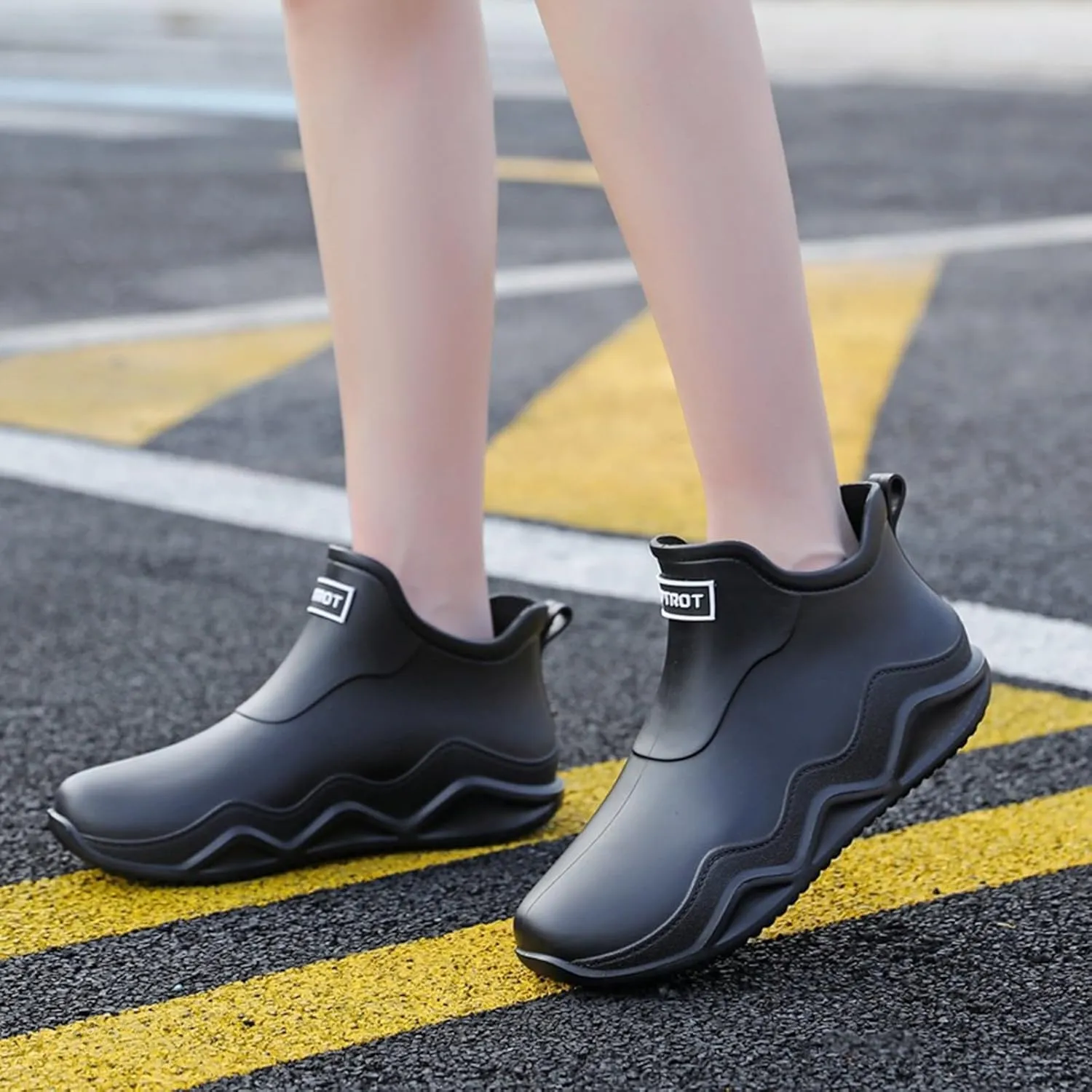 Womens Rain Boots Wide Width Mens Grounded Footwear Women's Black Booties Heels Barefoot Shoes Mens Rain Boots Slip On Non-Slip Rubber Waterproof Mens Boots Casual