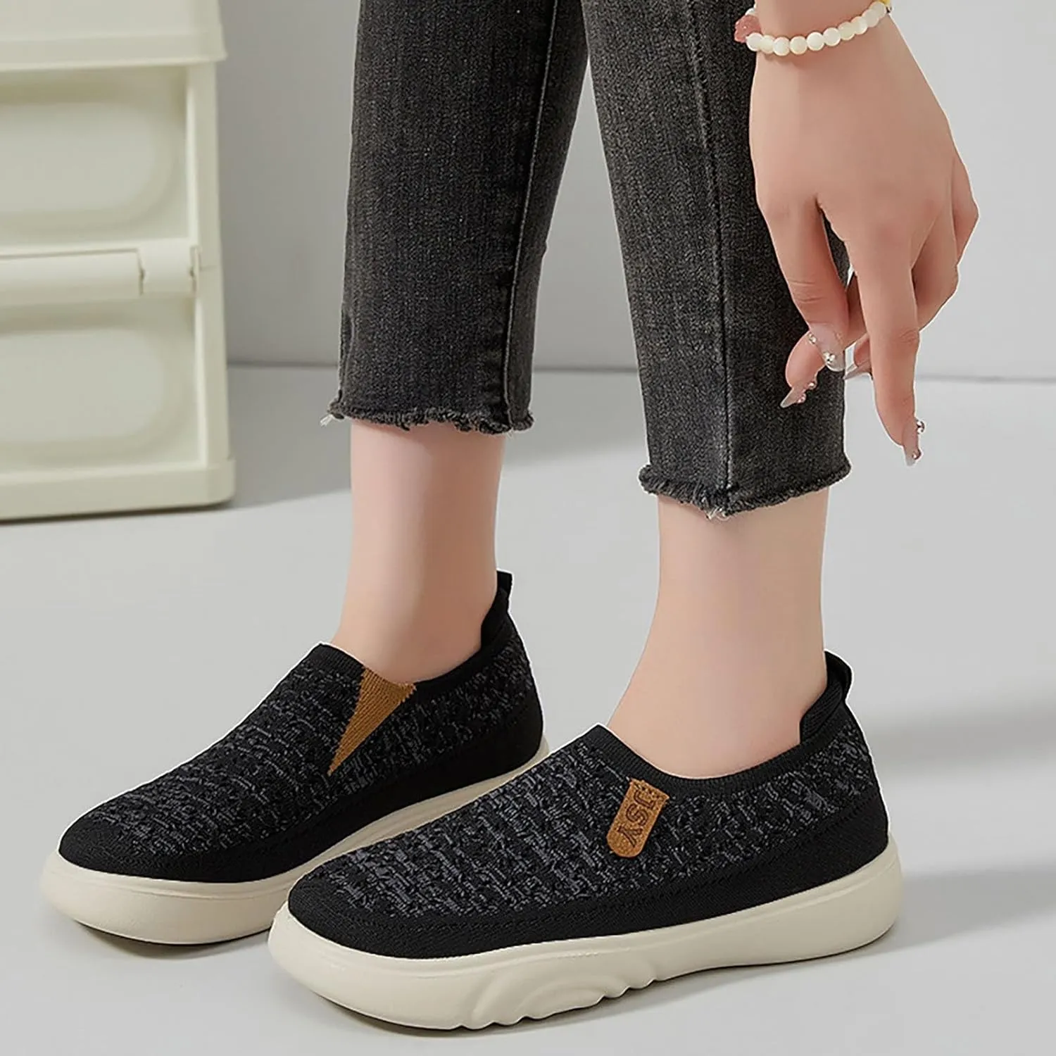 Women's Soft Orthopedic Shoes Breathable Woven Go Walking Slip On Foam Shoes Arch Support Hands Slip in Chunky Wedge