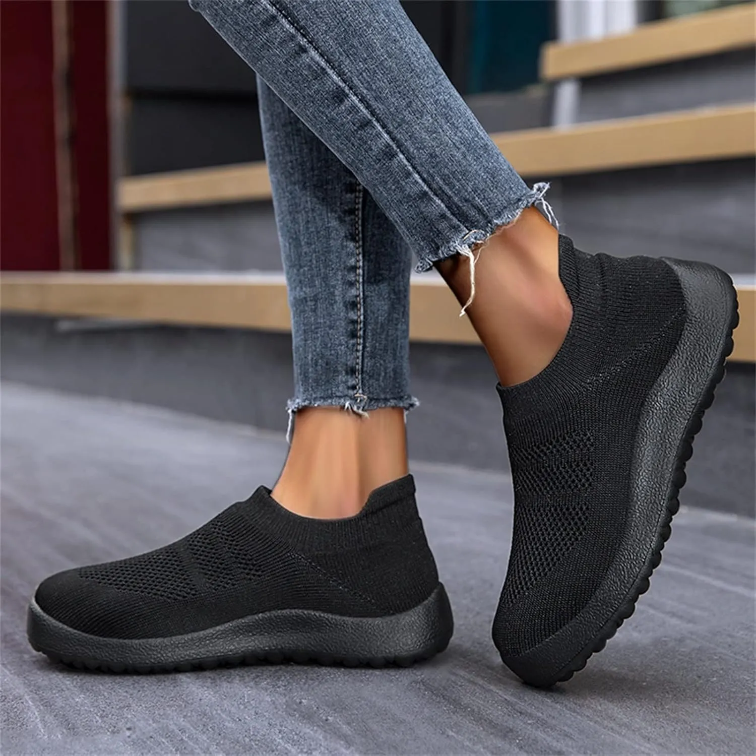 Womens Walking Shoes Wide Diabetic Shoes Non Slip Work Shoes Women Walking Ladies Shoes Casual Dress Sneakers Slip On Tennis Shoe Loafers Casual Slip On